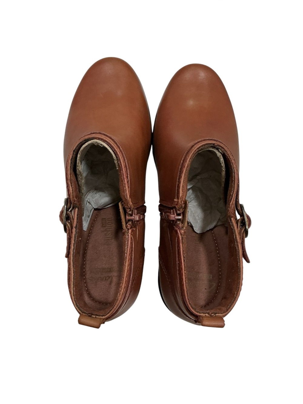 NWOB Clarks Malia Hawthorn Tan Leather Ankle Booties Side Zip Buckle Women’s 7M - Picture 8 of 11
